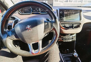 Vând Peugeot 2008 condus responsabil și întreținut corect - imagine 6