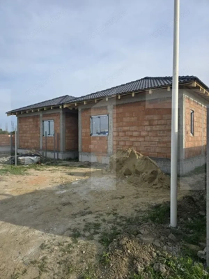 Duplex parter zona centrala Mosnita Noua