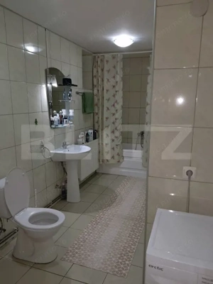Casa de vanzare, 6 camere, 535 mp, zona Varias  - imagine 12
