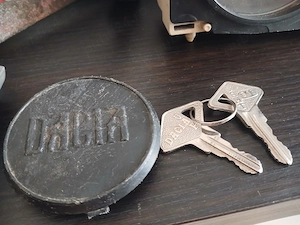 Componente vechi Dacia 1300,banuiesc - imagine 3