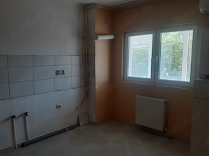 Vinzare Apartament 3 cam. cf.1 dec.,etajul 1 din 6,     - imagine 16