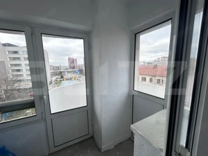 Apartament 4 camere, 79 mp, zona Ultracentrala - imagine 8