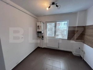 Apartament 3 camere, 68 mp, zona Rovine