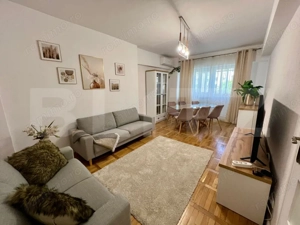 Apartament modern cu 3 camere, 85 mp, centrala si AC, zona CENTRALA