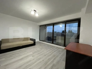 Apartament modern cu două camere, centrala si loc de parcare privat - imagine 6