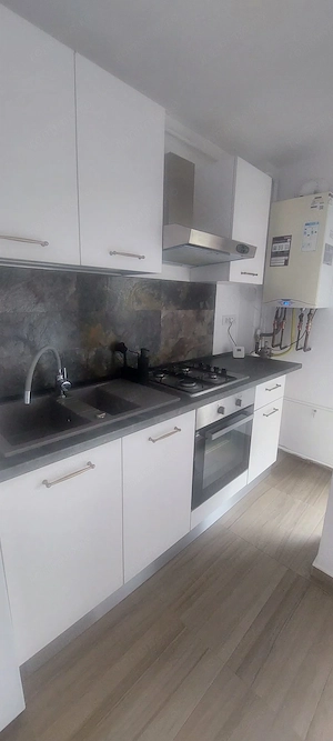 Apartament cu 2 camere et 2, centrala proprie Lipovei - imagine 5