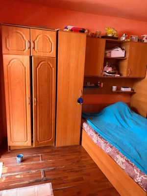 Apartament 2 camere, 40 mp, etajul 1, cu centrala, zona Craiovita Noua - imagine 4
