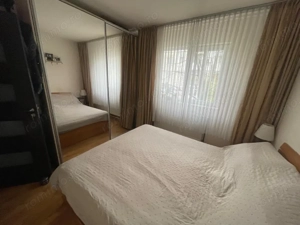 Apartament cu 3 camere, etaj 3, Craiovita Noua - imagine 3