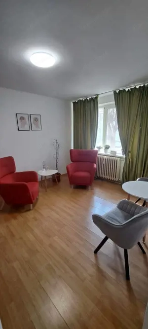 Apartament cu 2 camere, bvd Nicolae Titulescu / Scoala Decebal