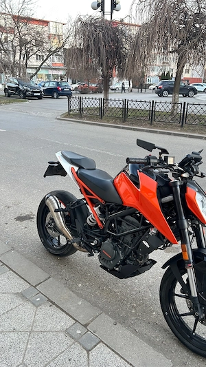 vand ktm duke 125 2017 - imagine 4