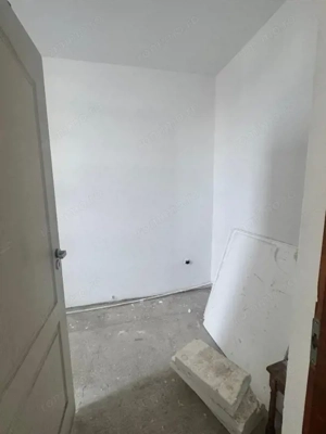 Casa la cheie, ideala birou sau locuinta 75mp utili, zona Brestei - imagine 3