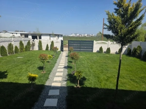 Casa complet mobilata, parter, 126 mp, 400 mp curte, zona Metro - imagine 2