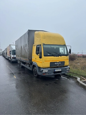 Vand si dezmembrez cel gri de vanzare cel galben pt piese  - imagine 3
