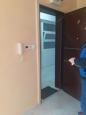 Vinzare Apartament 3 cam. cf.1 dec.,etajul 1 din 6,     - imagine 17