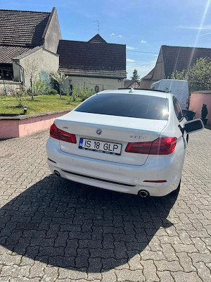 BMW seria 5 530d xDrive AT - imagine 5