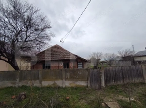 Teren cu casa, Podari, 1000 mp, toate utilitatile, 20 m deschidere