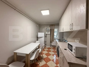 Apartament 3 camere, 75mp, decomandat, zona Kaufland - imagine 8