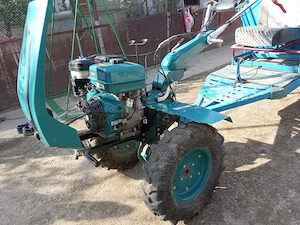 Vând motocultor DKD 1100D NEW-1, 18cp, cu semiremorcuță, cu o axă, atașată. Se vinde și separat. - imagine 9