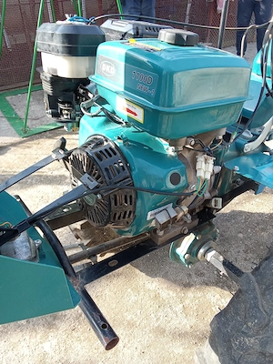 Vând motocultor DKD 1100D NEW-1, 18cp, cu semiremorcuță, cu o axă, atașată. Se vinde și separat. - imagine 5