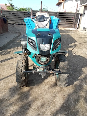 Vând motocultor DKD 1100D NEW-1, 18cp, cu semiremorcuță, cu o axă, atașată. Se vinde și separat. - imagine 3
