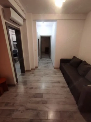 Apartament 2 camere, 43 mp, zona Centru - imagine 2