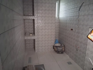 Apartament 3 camere, 2 bai, 90 mp, zona Promenada - imagine 6