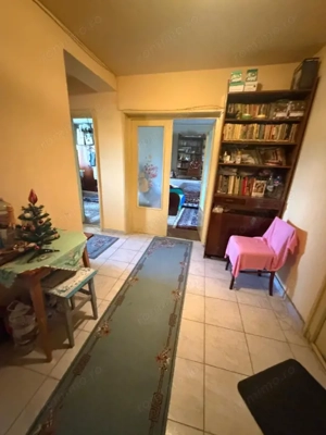 Apartament 73mp cu 3 camere decomandat, 1 Mai vizavi de Spitalul Nr 1 , Insula. - imagine 10