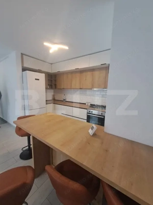 Studio lux Tractoru, impecabil, nou, cu parcare si boxa incluse.