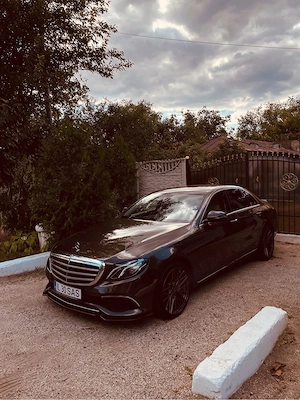 Vand Mercedes-Benz E-Class  - imagine 3