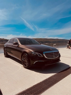 Vand Mercedes-Benz E-Class  - imagine 2