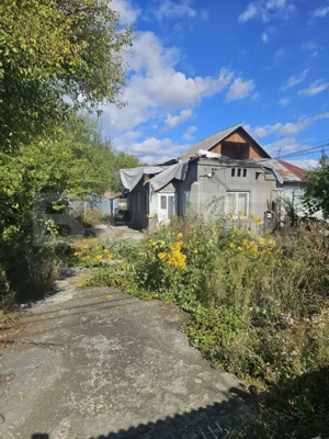 Casă cu acoperisul ars cu teren intravilan, 764 mp, zona Răzvad  - imagine 3