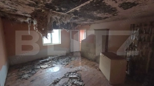 Casă cu acoperisul ars cu teren intravilan, 764 mp, zona Răzvad  - imagine 11