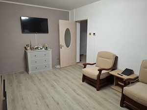 Vand apartament 2 camere  - imagine 2