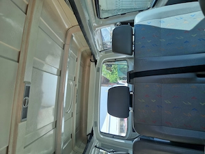 Volkswagen transporter 4motion 2008 99.000 km rulata in Elvetia - imagine 10