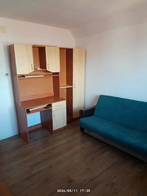 închiriez apartament cu 2 camere  - imagine 2