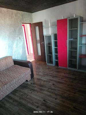 închiriez apartament cu 2 camere  - imagine 4