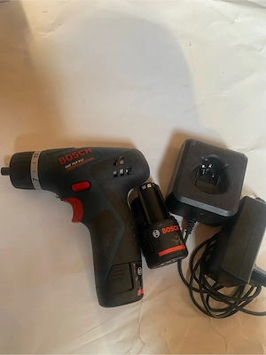 Bosch profesional GSR 10,8 li