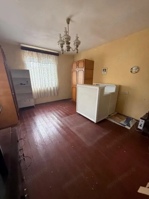 Casă bătrânească – teren 339 mp, zona Câmpia Islaz - imagine 5