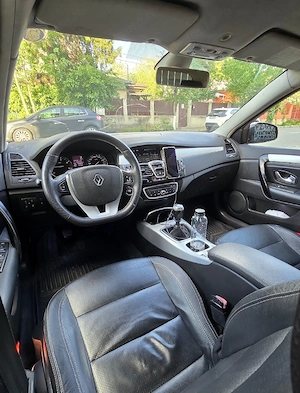 Renault  Laguna  lll  1.5  DCi  - imagine 5