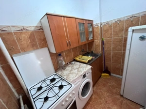 Garsoniera semidecomandata, 31 mp, zona Brazda lui Novac - imagine 5