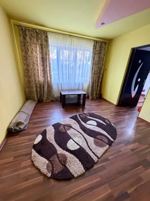 Apartament 2 camere semidecomantate, parter , Filiasi - imagine 2