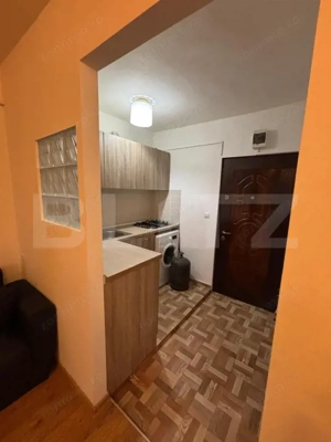 Cameră de cămin cu baie și bucătărie proprie - imagine 2