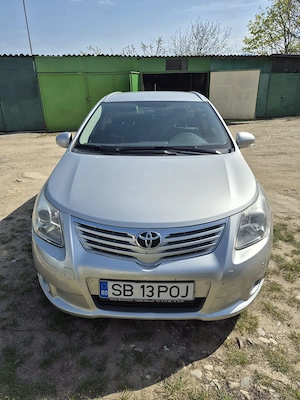 Toyota Avensis T27