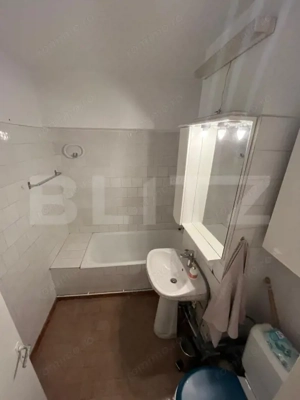 Apartament 2 camere, 50 mp, zona Central - imagine 11