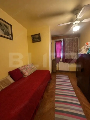 Apartament 3 camere de vânzare, 65 mp, zonă Centrală - imagine 3