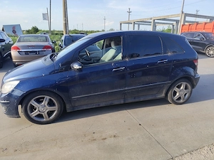 Dezmembram Mercedes B-Class W245 2.0 cdi 103 kw Cutie hidramata An 2007 Cod motor 640.941 - imagine 6