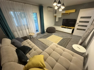 Apartament 3 camere  renovat in zona Lipovei