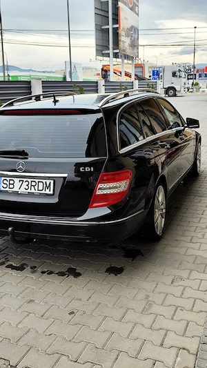 Vand Mercedes C-klas w204 an 2010 170cp - imagine 2