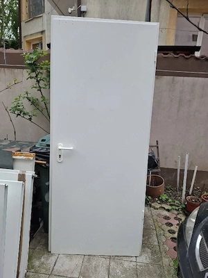 Usi albe stare foarta buna