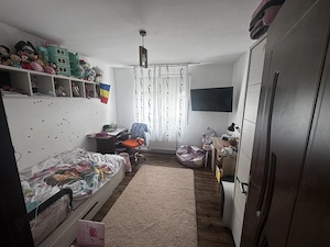 De vânzare Apartament 3 camere  ej 3 Satu Mare  Alea Clăbucet  - imagine 2